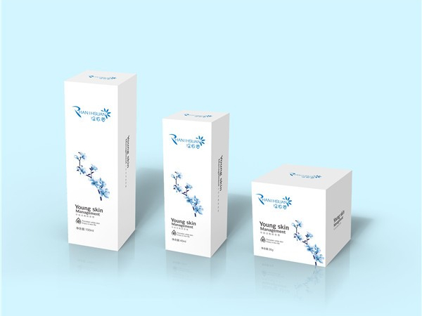 點創(chuàng)包裝為涵依萱提供化妝品包裝盒定制