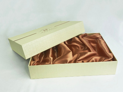 護膚品包裝盒定做-化妝品盒定制廠家