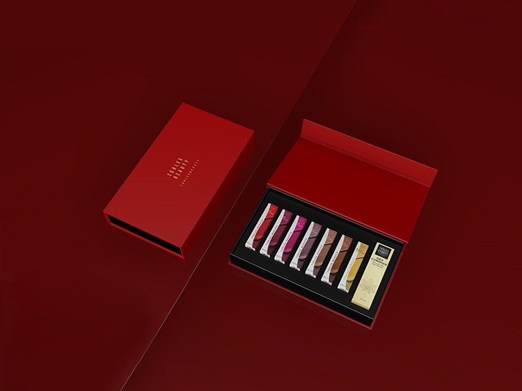 護(hù)膚品包裝盒定做-口紅禮盒-精品盒定制廠家 護(hù)膚品包裝盒定做-口紅禮盒-精品盒定制廠家
